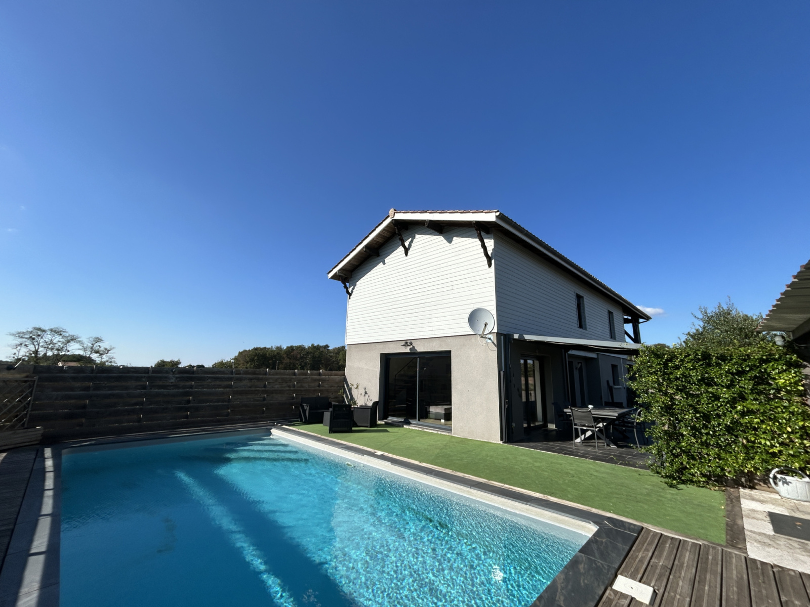 Maison 6 pièces 143 m² · à Puybarban · 143 m² · 248 000 €